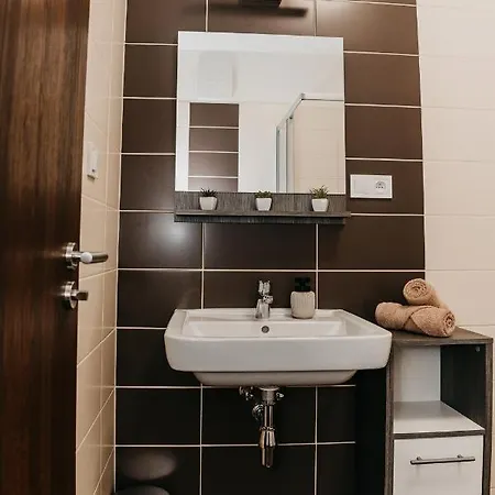 Ah Radnica Ii Free Parking Apartment