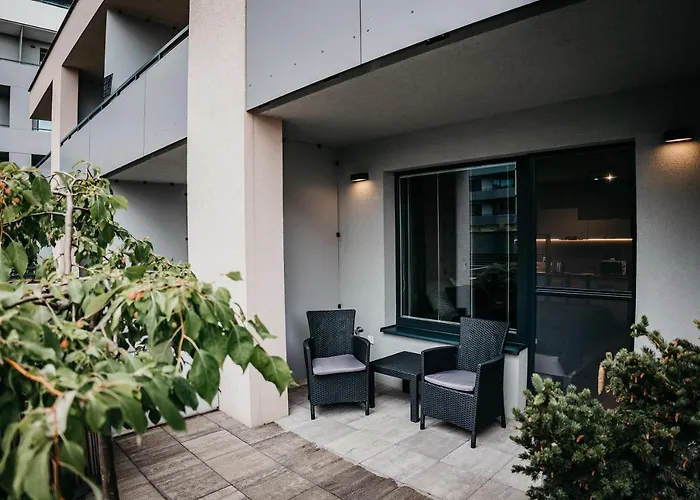 Ah Radnica Ii Free Parking *